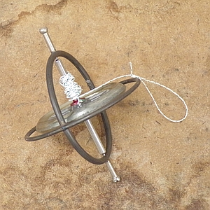 Toy gyroscope